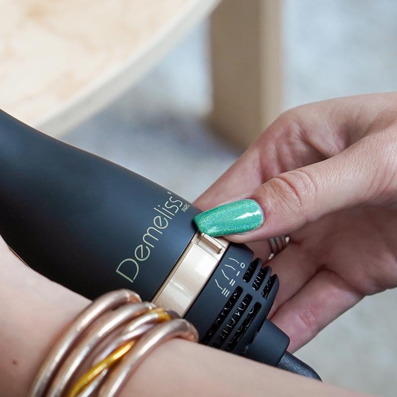 DEMELISS VOLUME & STYLE ΒΟΥΡΤΣΑ ΑΕΡΟΣ 2ΣΕ 1 1200W