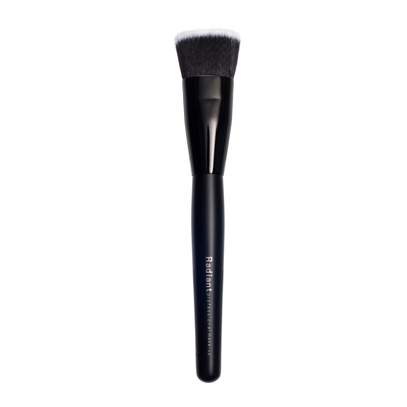 RADIANT LIQUID MAKE UP BRUSH